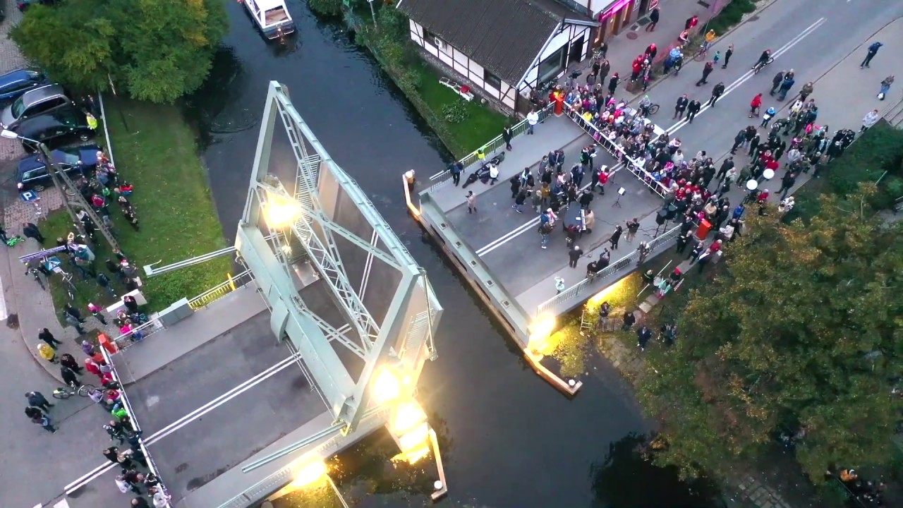 Otwarcie zabytkowego mostu zwodzonego nad Tugą - 4.10.2019