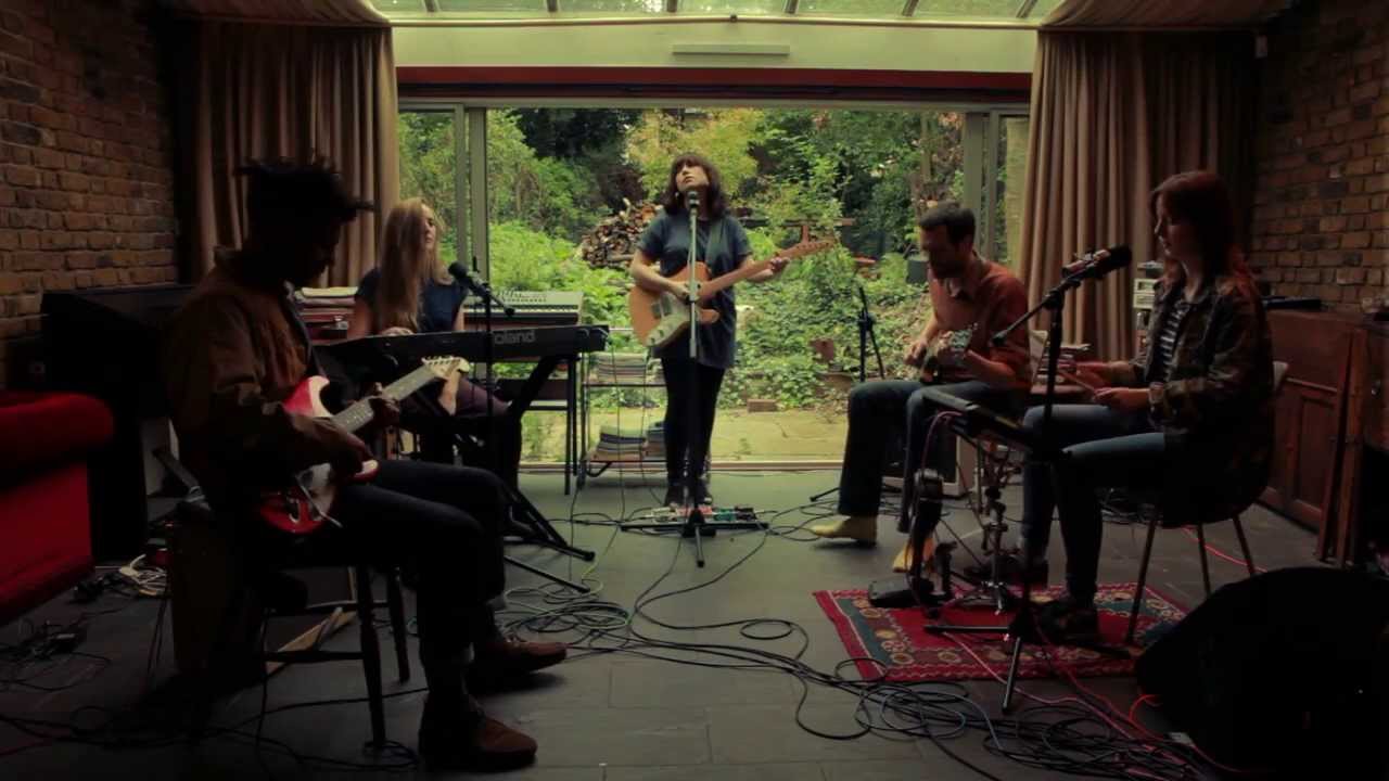 Laura Groves - Pale Shadows (official video)