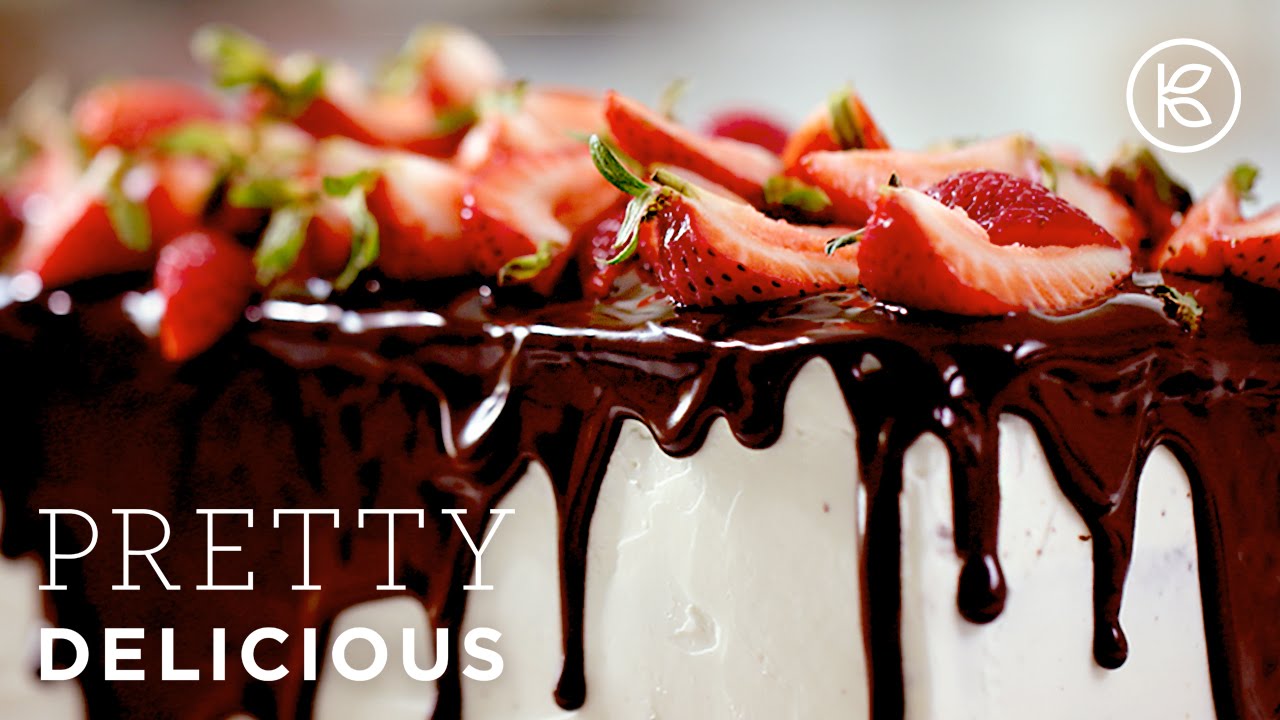 Strawberry Tuxedo Cake | Pretty Delicious