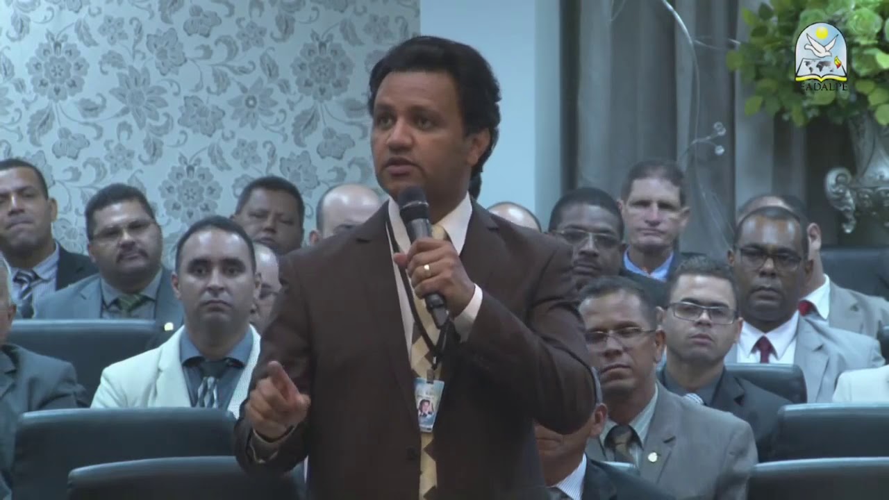 Pastor Josu&eacute; Brand&atilde;o | UMA FIGUEIRA NO MEIO DA VINHA