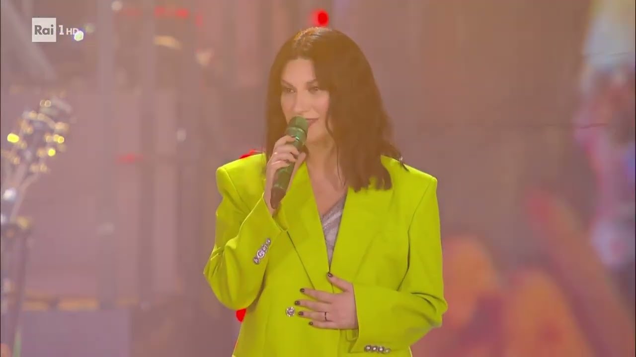 Laura Pausini - Italia Loves Romagna - Live Vocal Range 2023