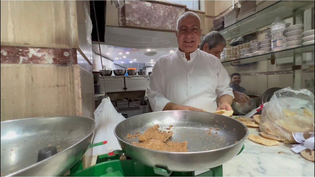 عم ايوب الكبدة و المخ عندة في البق تدوب