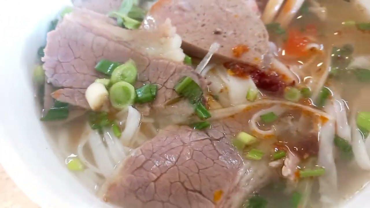 PHỞ BÒ SỐ 1/HỦ TIẾU NAM VANG/BÚN RIÊU/CUA/phở #food #eating