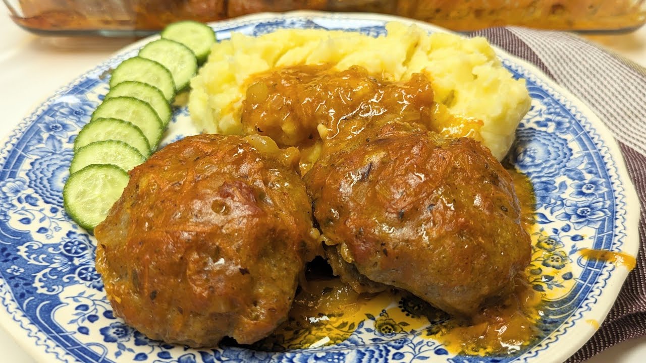 Saftige Frikadellen in Sauce gebacken 😋 Rindfleisch-Frikadellen Rezept macht alle glücklich!
