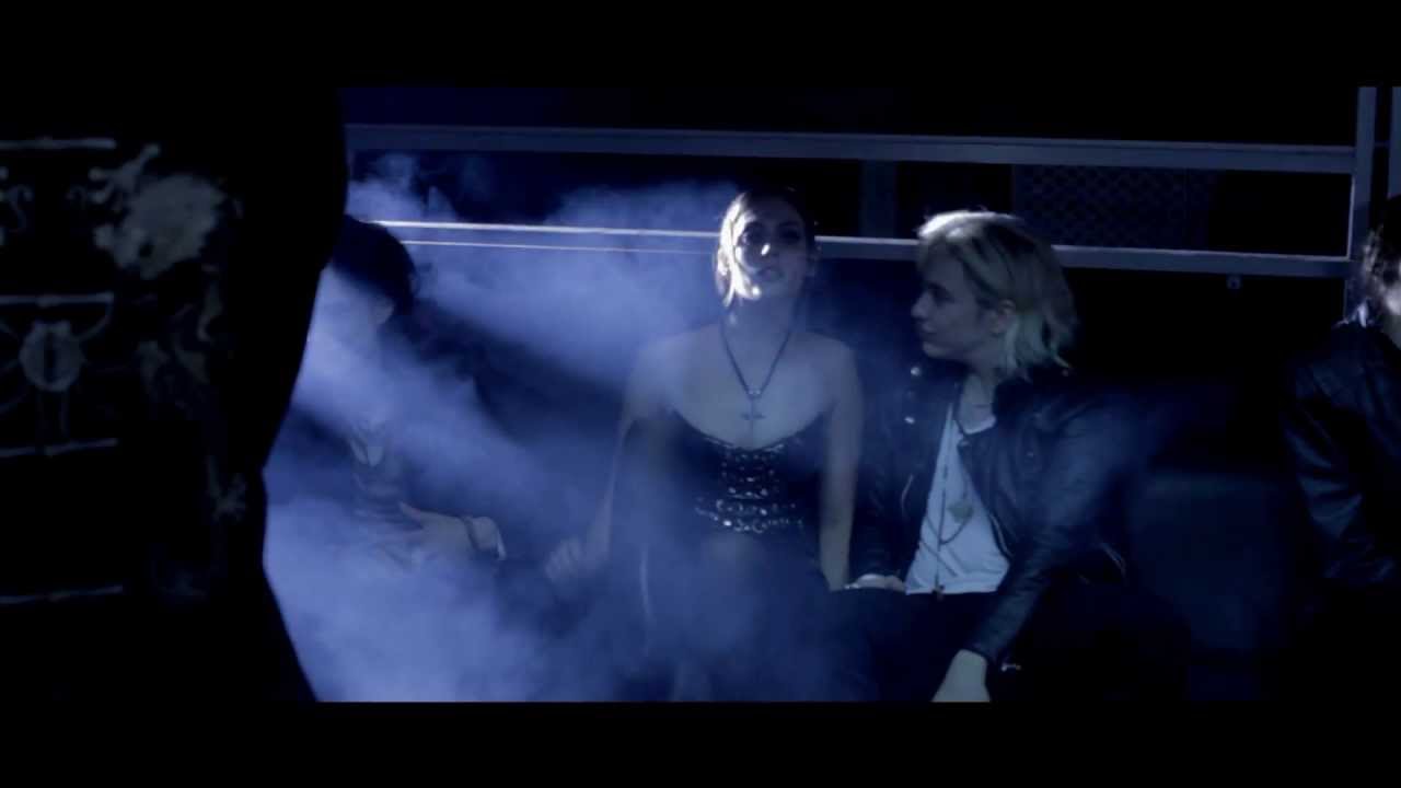 Bajos instintos - AIRBAG - VORAGINE - HD video oficial