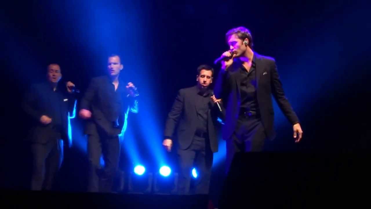 Straight No Chaser - Temptations Medley (UCA)