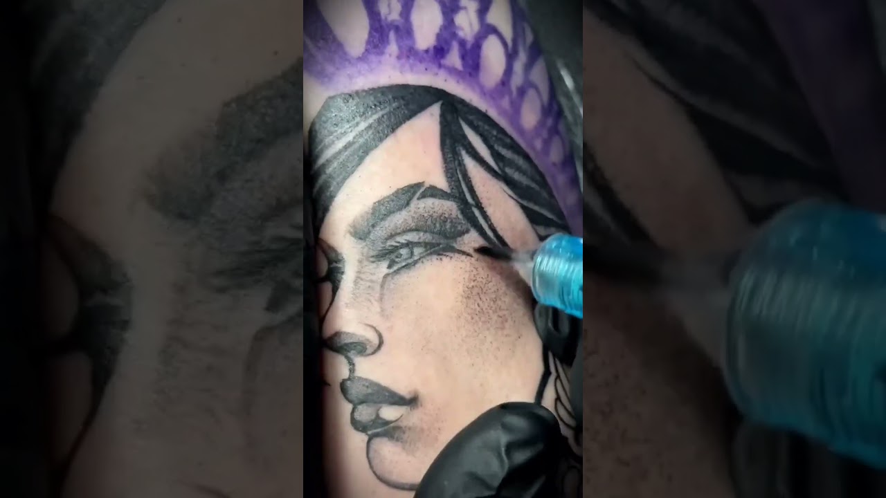 Stipple whip pepper shading tattoo technique portrait tattoo processtattoo artist Spraygunloco