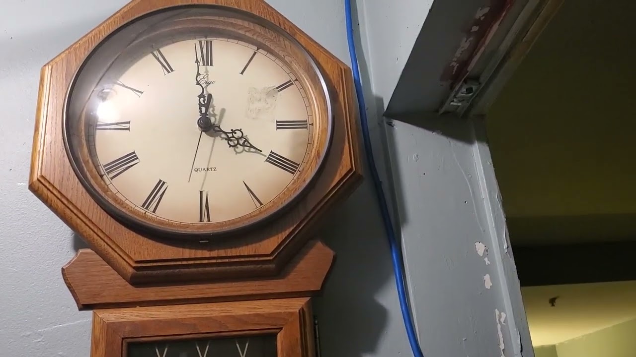 Clock Collection re-review:  Ergo Westminster chime wall clock