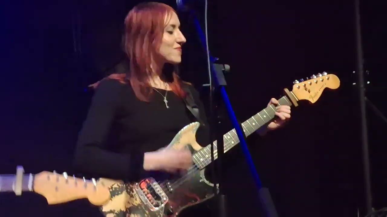 Mo Dotti live Toekomstmuziek