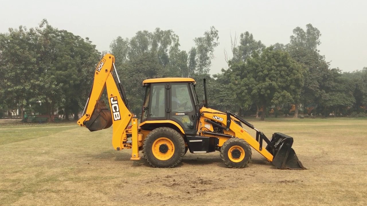 2015, JCB 3DX Super Backhoe Loader Lot 26