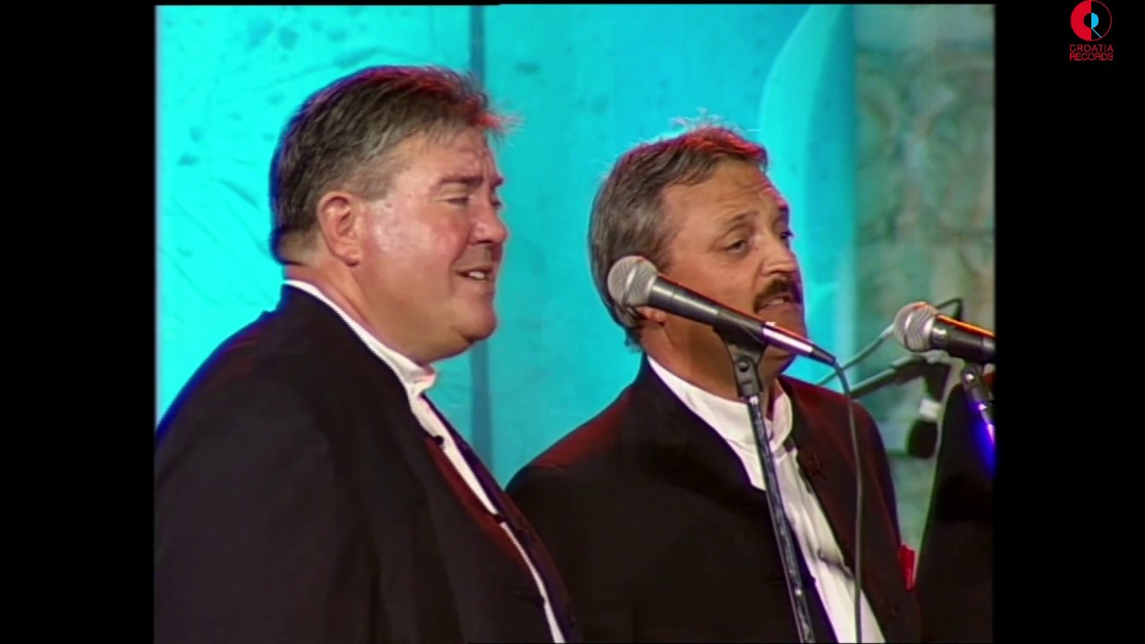 RUNJIĆEVE VEČERI LIVE: Klapa Trogir - Piva klapa ispo' volta