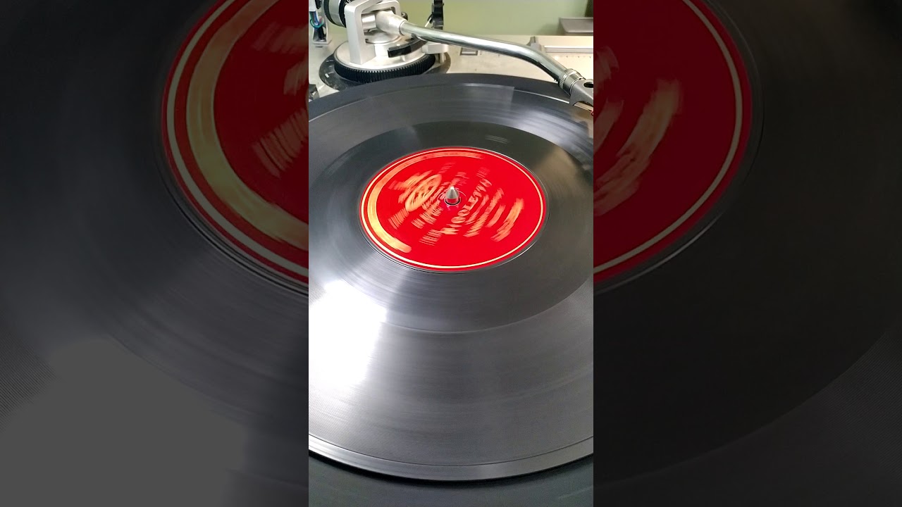 Enrico Caruso - His first Questa o Quella..April 11 1902... Caruso's first recording session.