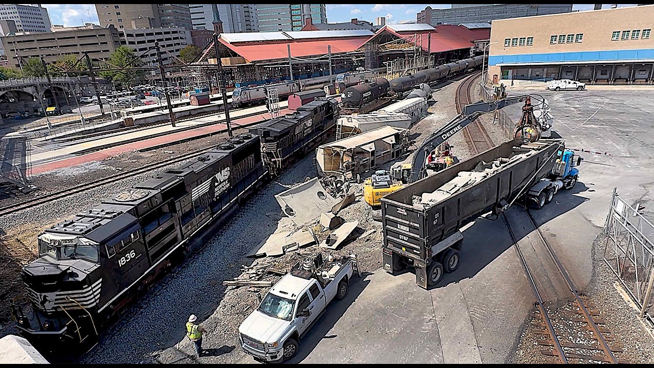 UPDATE - Derailed Norfolk Southern Train How They Remove Damaged Hoppers, at Harrisburg, Pa.