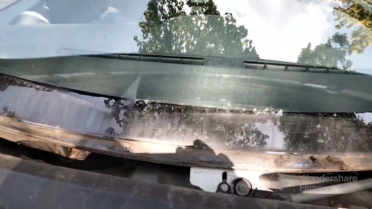 Déboucher évacuation d'eau voiture./renault