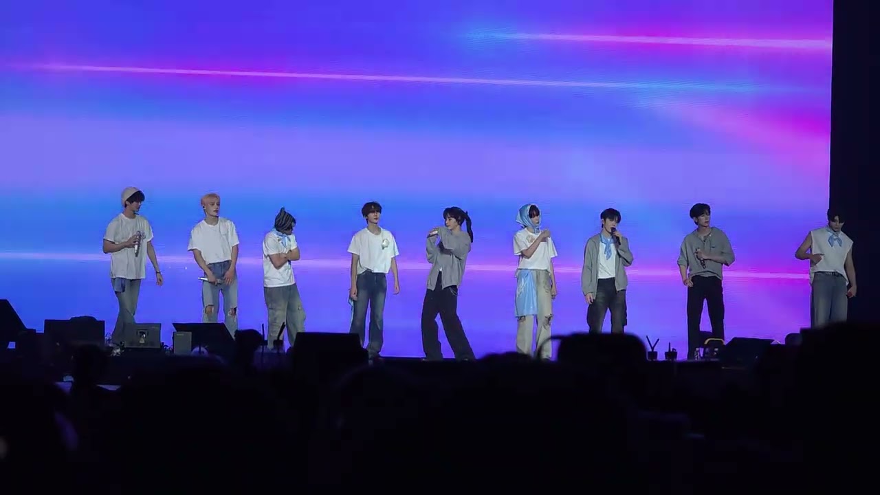 ZB1 - Luar Biasa Cover Stage [20251108 ZEROBASEONE WORLD TOUR HERE&NOW in KL]