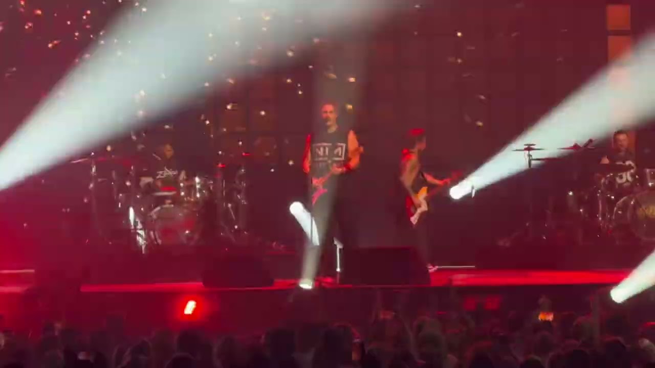 What Happened to Your Band (Busted Vs McFly Live at the o2 arena) 