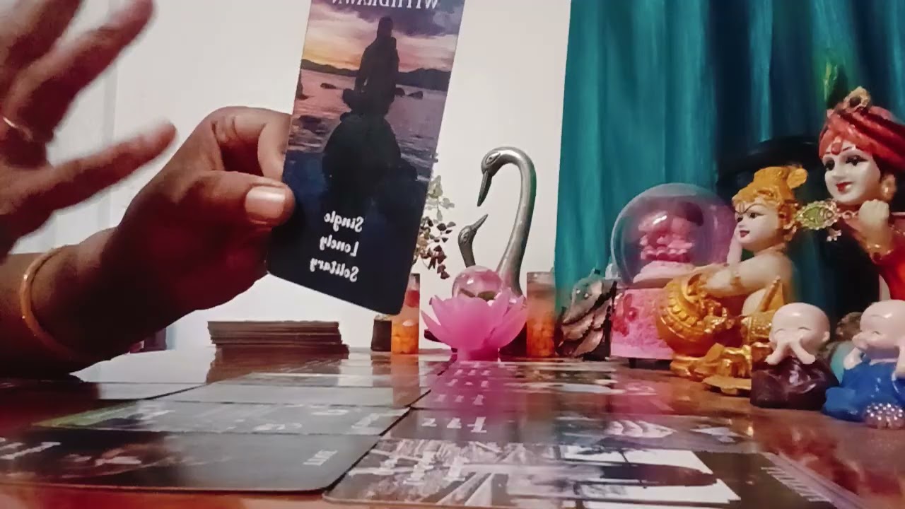 💫Hidden feeling of your person #timelessreading #hinditarotreading #viralvideo 🦋🦋🦋