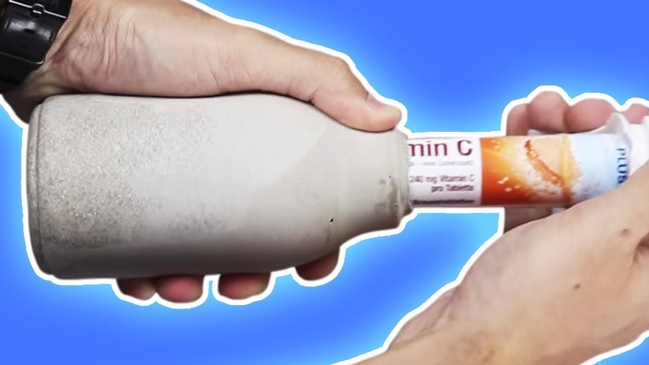 Individually Molded &ndash; A Beautiful Concrete Vase You Can Make Yourself