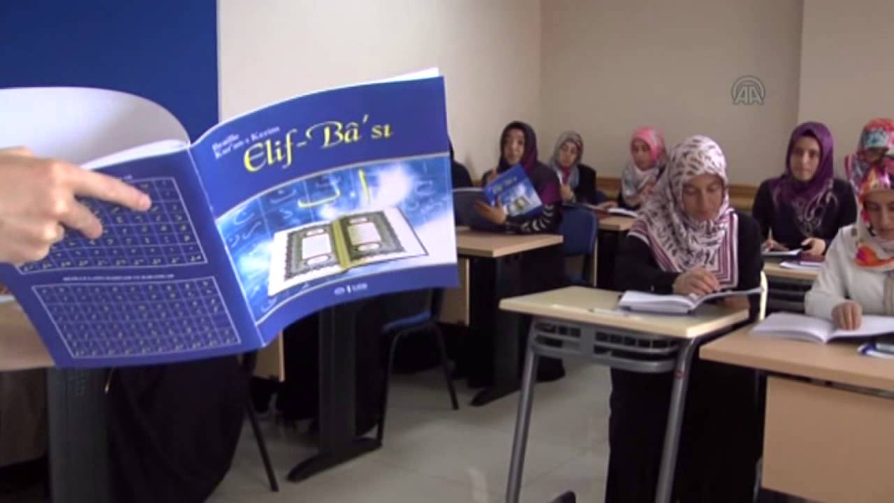 Braille Alfabesiyle 'Seçme Dualar' Kitabı