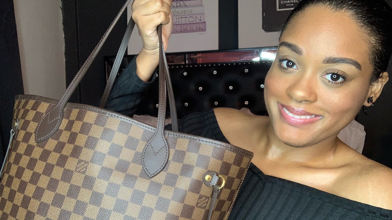WHATS IN MY BAG | LOUIS VUITTON NEVERFULL MM ( TRAVEL EDITION)