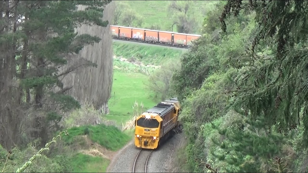 Trains 545 & 544 On The Westmere Bank
