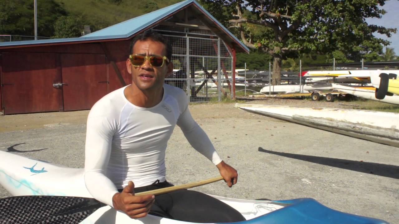 Pirogue Va'a V6 - NeoFood - Steeve Tehiotaata, Willy Ah-Min