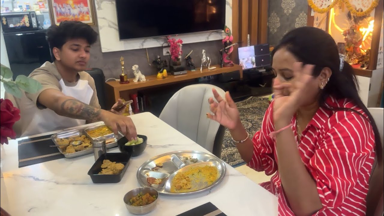 AAJ TUSHAR KI FAVOURITE DISH BANAI 😋|tusharsilawat @tusharsworld01