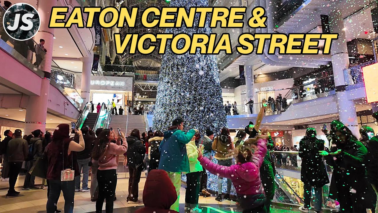 Eaton Centre Christmas Snow Show & Victoria Street | Toronto Walk