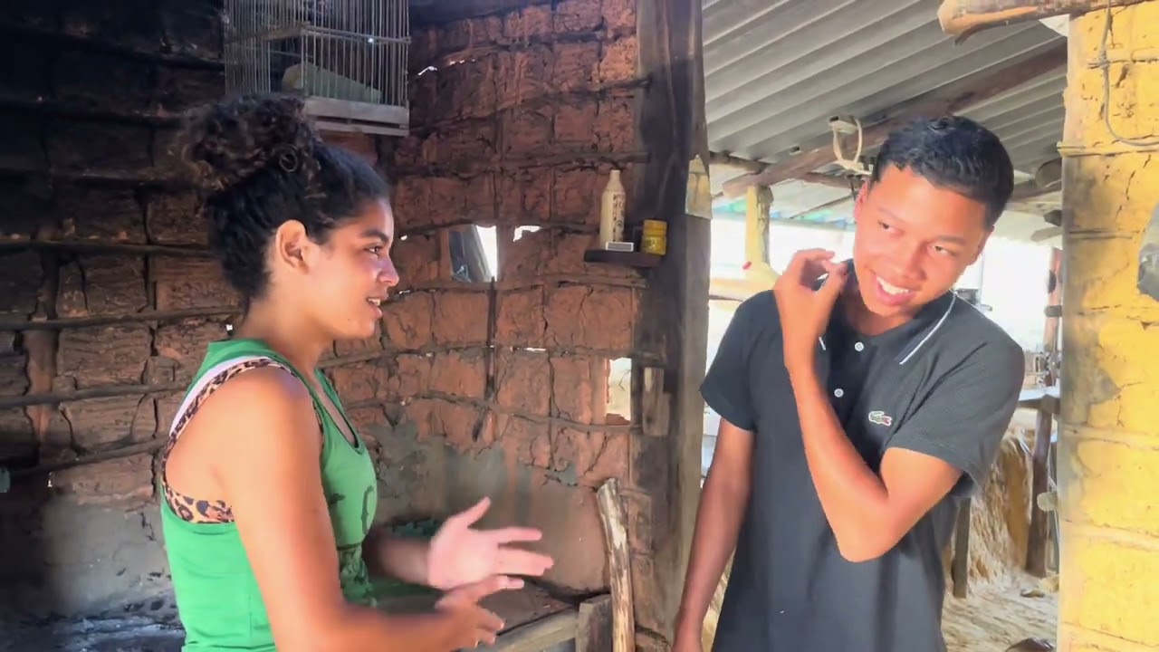Homem Vai Embora E Deixa A Mulher E Seu Amigo Aproveita Quela situação