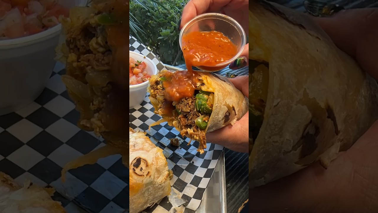 MACHACA BURRITO IS MY FAVORITE BREAKFAST BURRITO OF ALL TIME!!