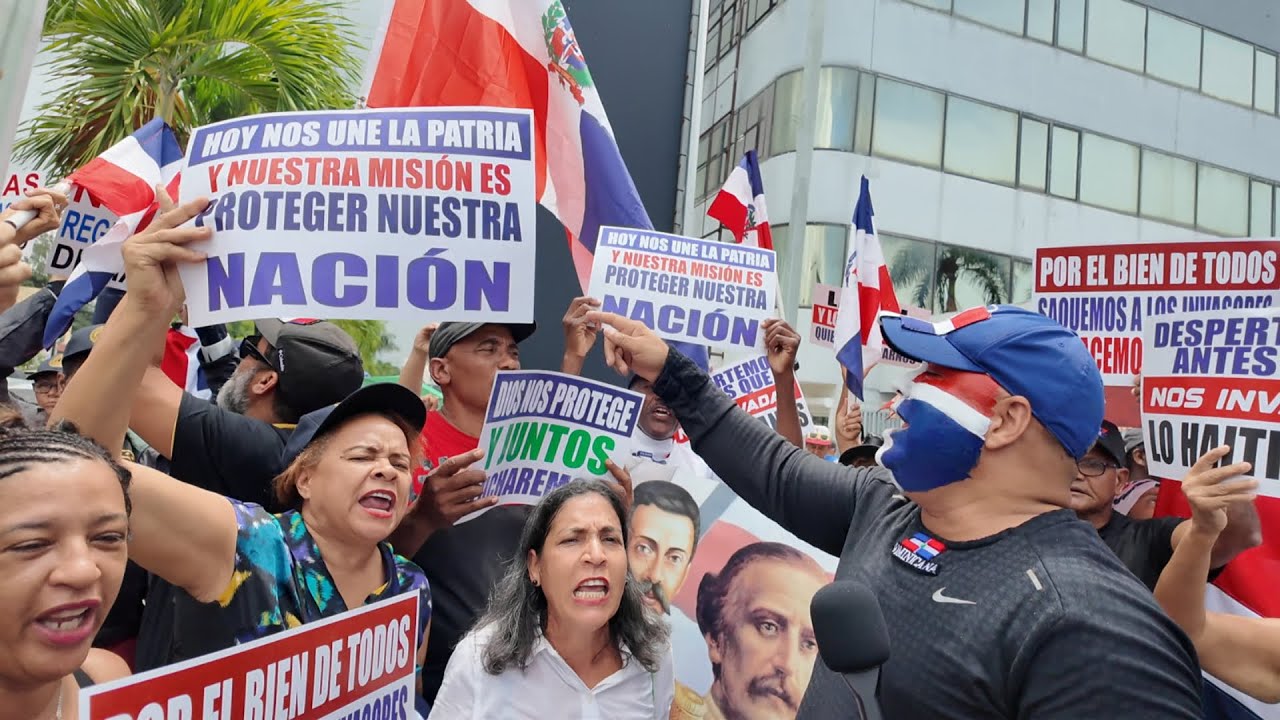 Dominicanos se lanzan contra empresarios que piden regularizar haitianos