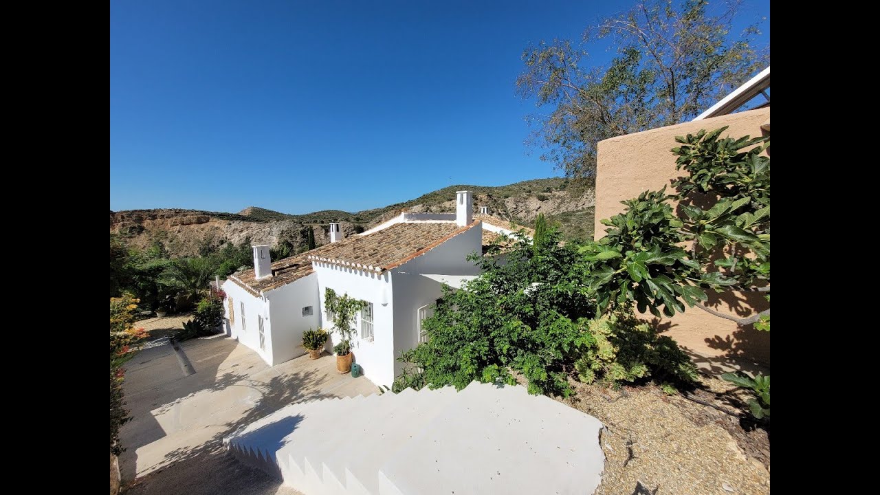 Stunning bohemian  rustic charm cortijo in an idyllic  location with magnificent  views. Unique.