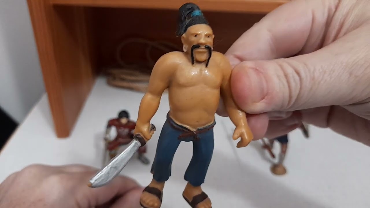 Bullyland: knight, harem guard, hoplite