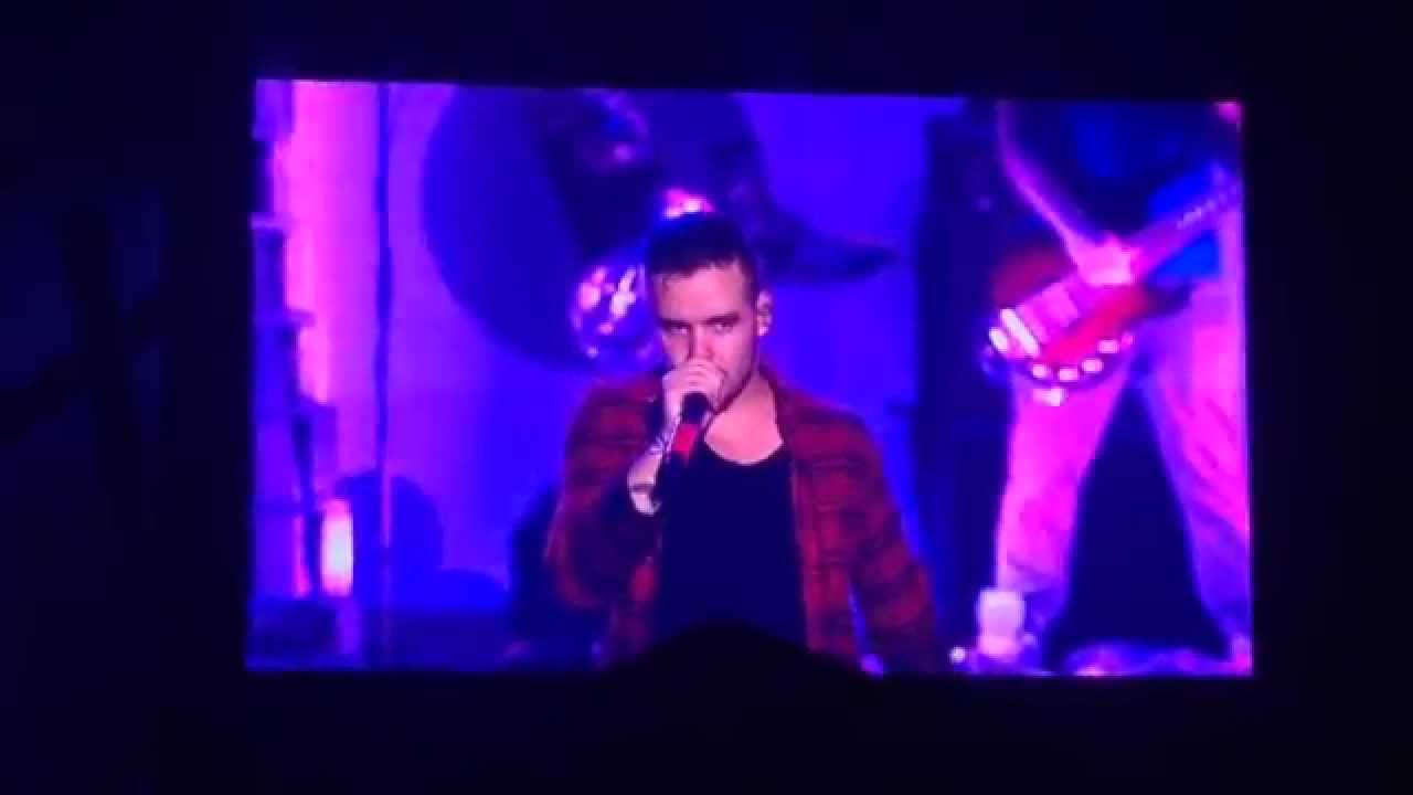 One Direction - Nouis Talking & Story Of My Life [GBK Stadium, Jakarta (25/03/2015)