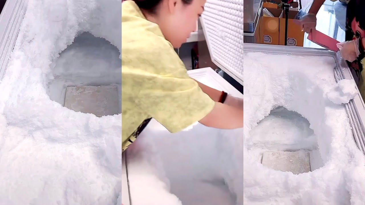 Clean freezer #freezer #ice #whiteice #asmr #iceeating #kwai #asmreating #crunchyasmr