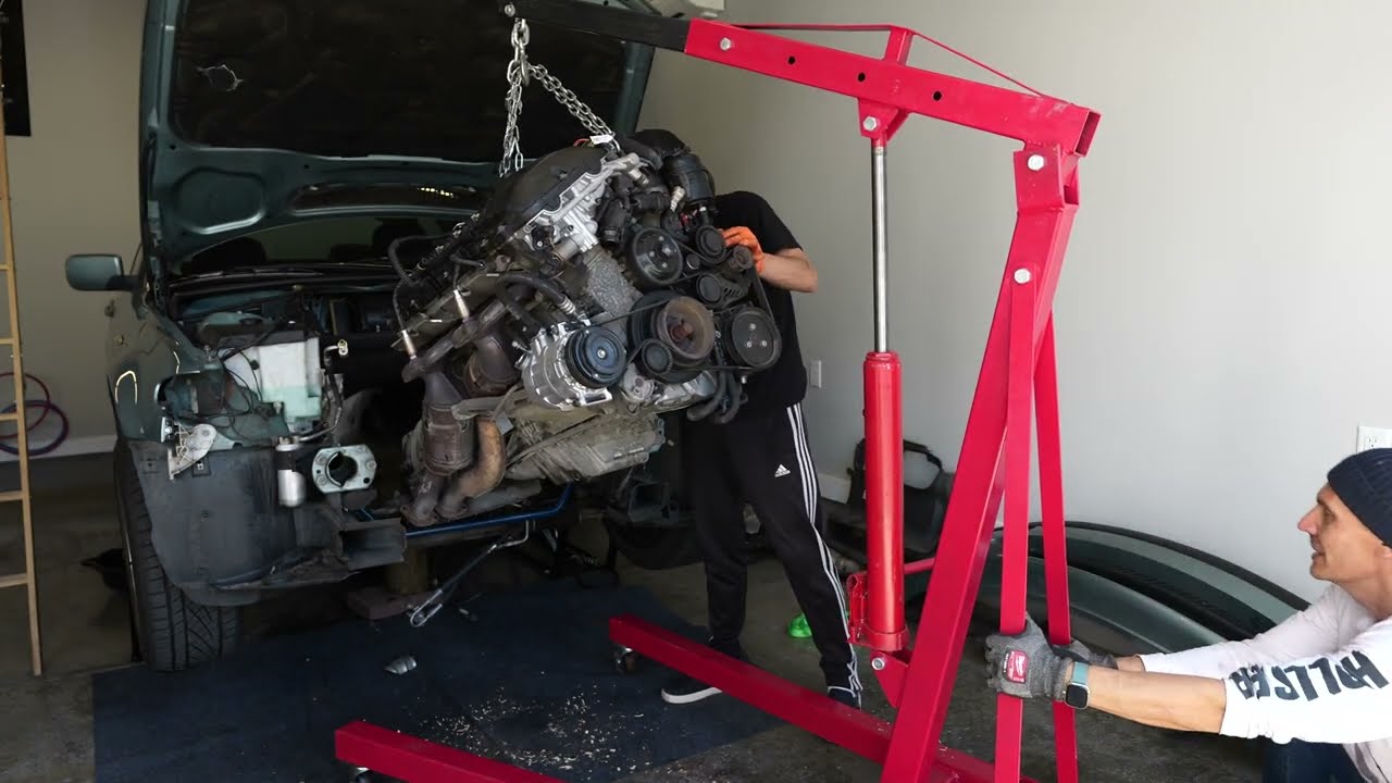 BMW E46 engine removal #bmw #e46 #M54