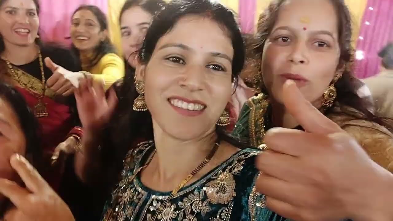 Wedding Vibesヾ⁠(⁠˙⁠❥⁠˙⁠)⁠ﾉ 💃🌹खूब मस्ती और डांस 💃💃🌹 देहरादून में ( rajani Rawat )