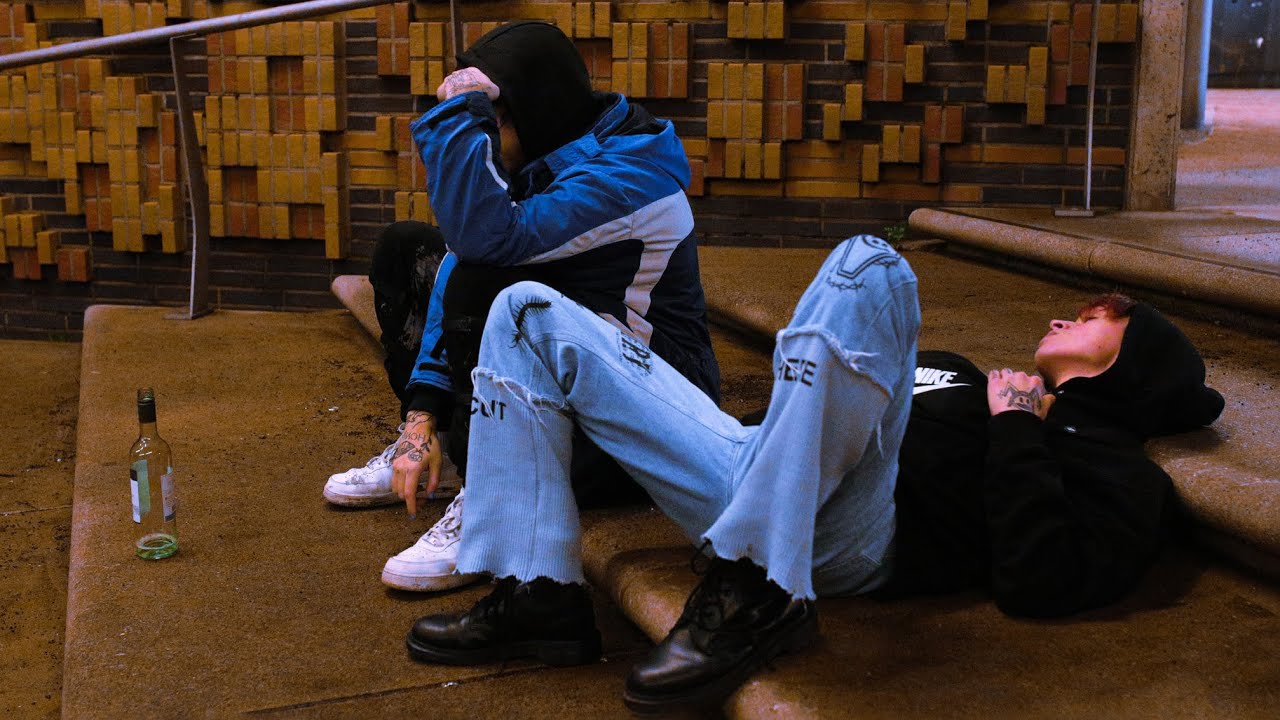Lyran Dasz x absent x Yungmon - MISCH MASCH