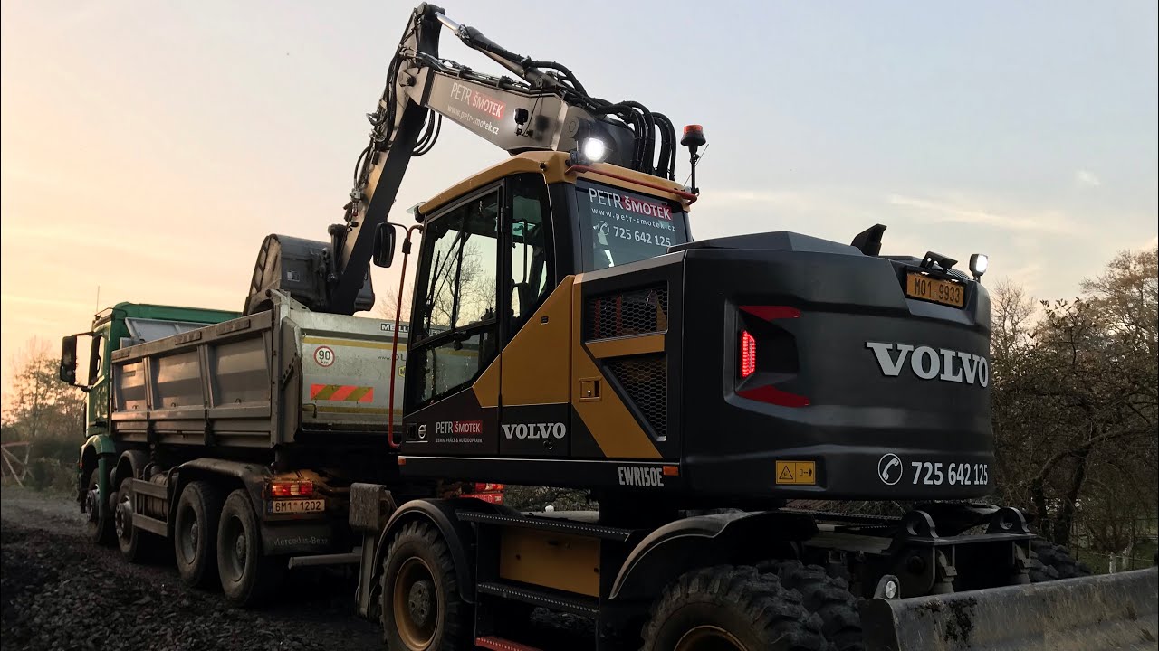 Construction new rail wit Volvo EWR 150E / Gabion wall  / 4K
