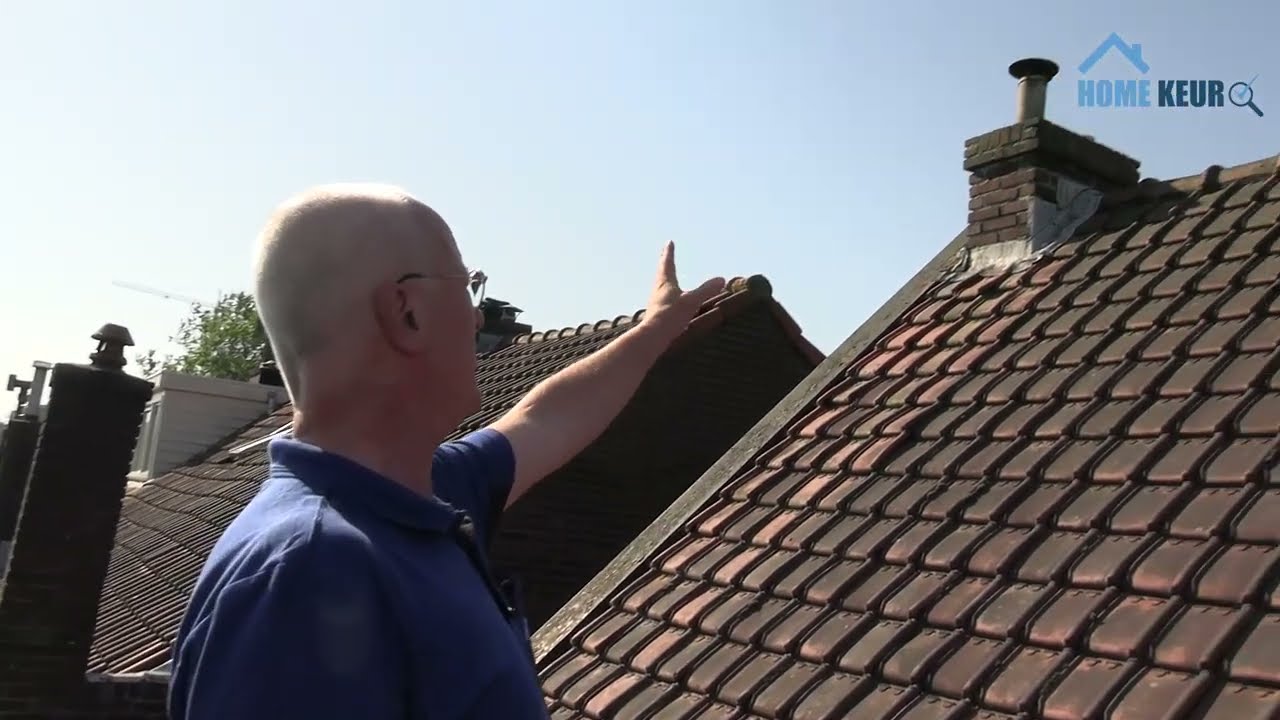 Bouwkundige inspectie van de schoorstenen op woning