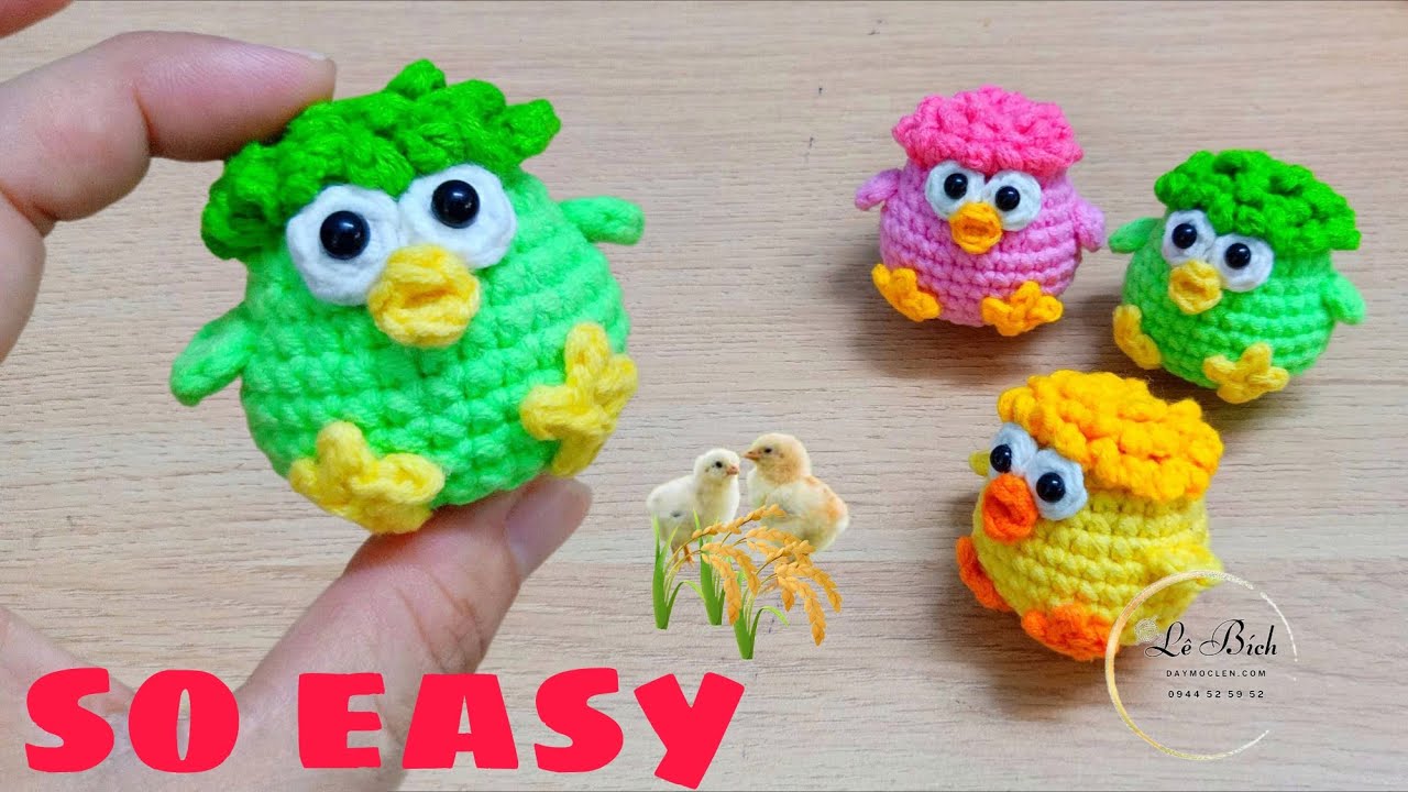 I Created a CUTE Crochet Chicken Keychain and You Won't Believe How Easy It Was!
