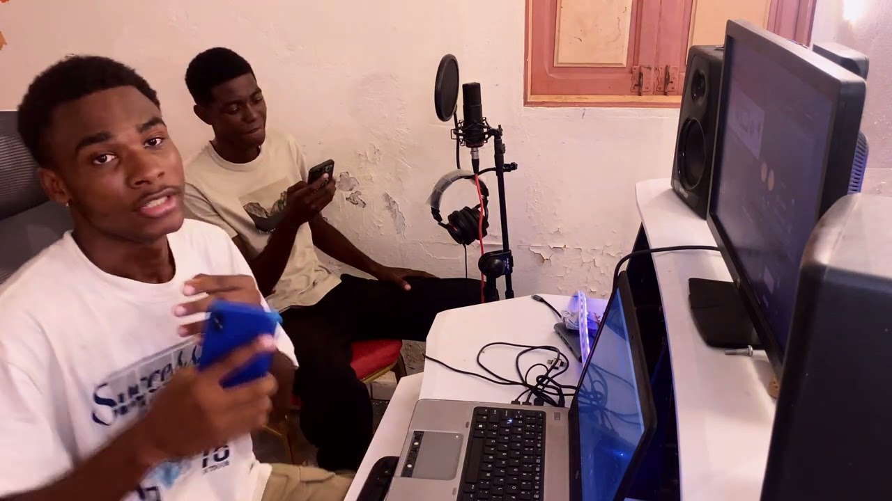 ON A FAIT UN SON COMPLET EN 2 HEURES ⏱️ [ EPISODE 1 ]  Au studio avec '''@Lepetitpapesia-w4o ''
