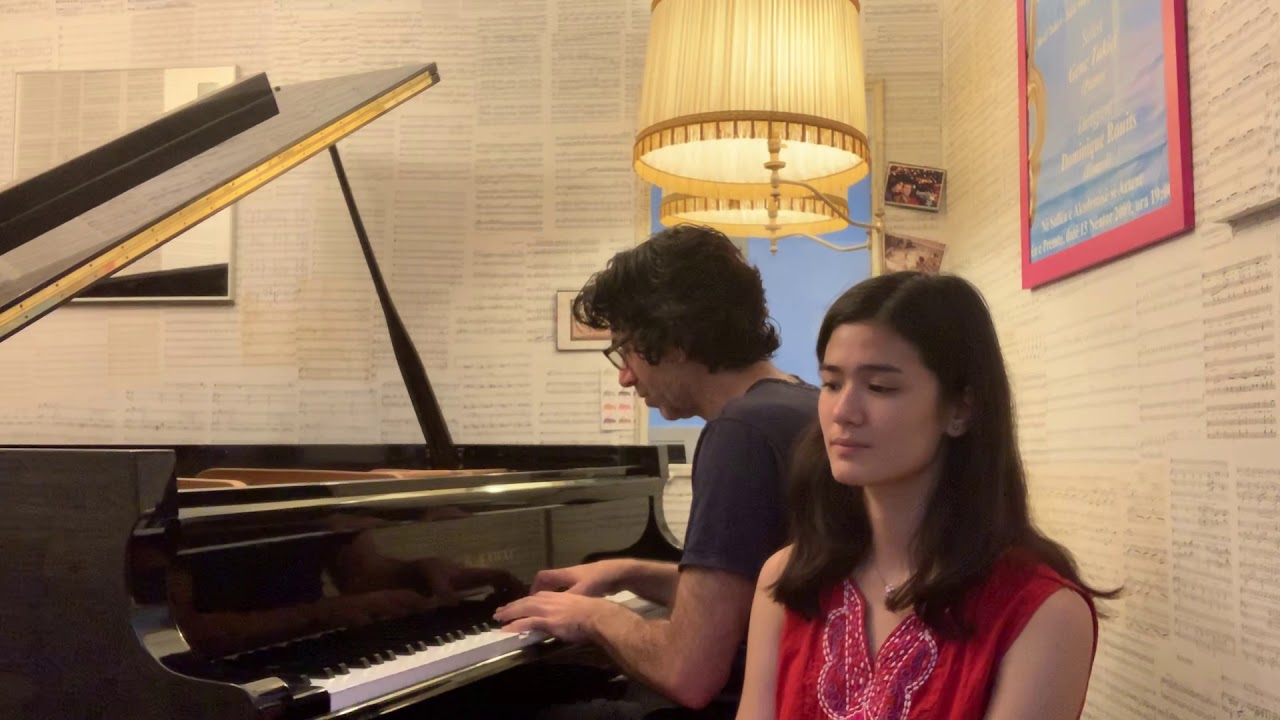 Asaman o trendafil i celes...Chanson d’amour albanaise. Nadia& Genc Tukiçi.