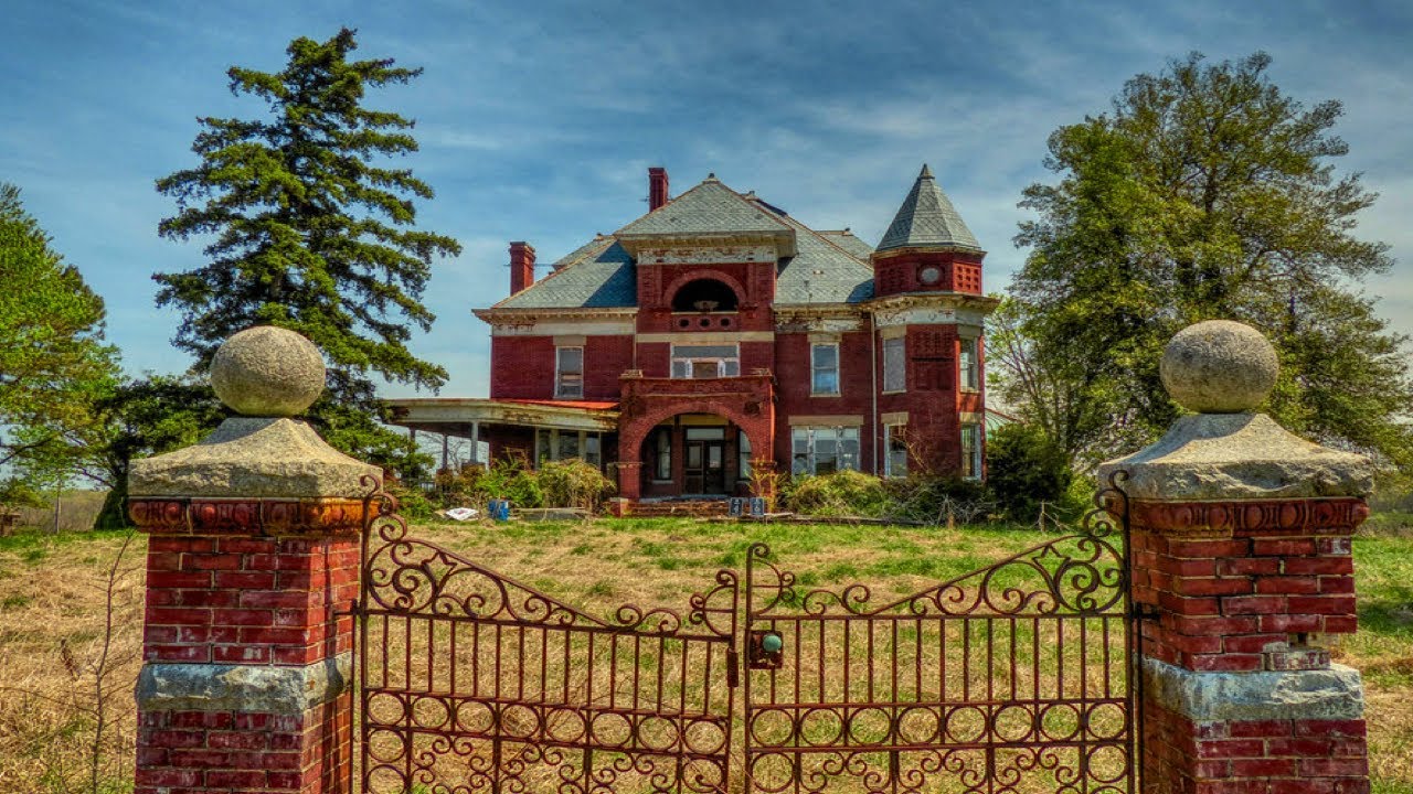 Abandoned 1775 Victorian Mansion Hidden From The World For Decades Found Original Owners Cremains!!