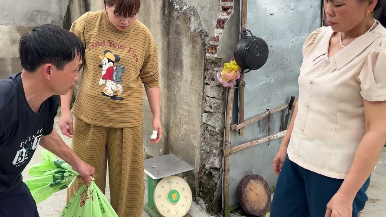 Chị Sen Xin Ông Ngoại Gà Về Ăn Tết