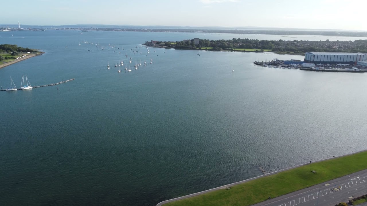 Portchester - Long flight over Paulsgrove Lake
