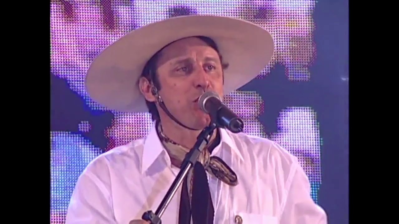 Xixando - Jo&atilde;o Luiz Corr&ecirc;a & Grupo Campeirismo (DVD 10 Anos de Sucesso)