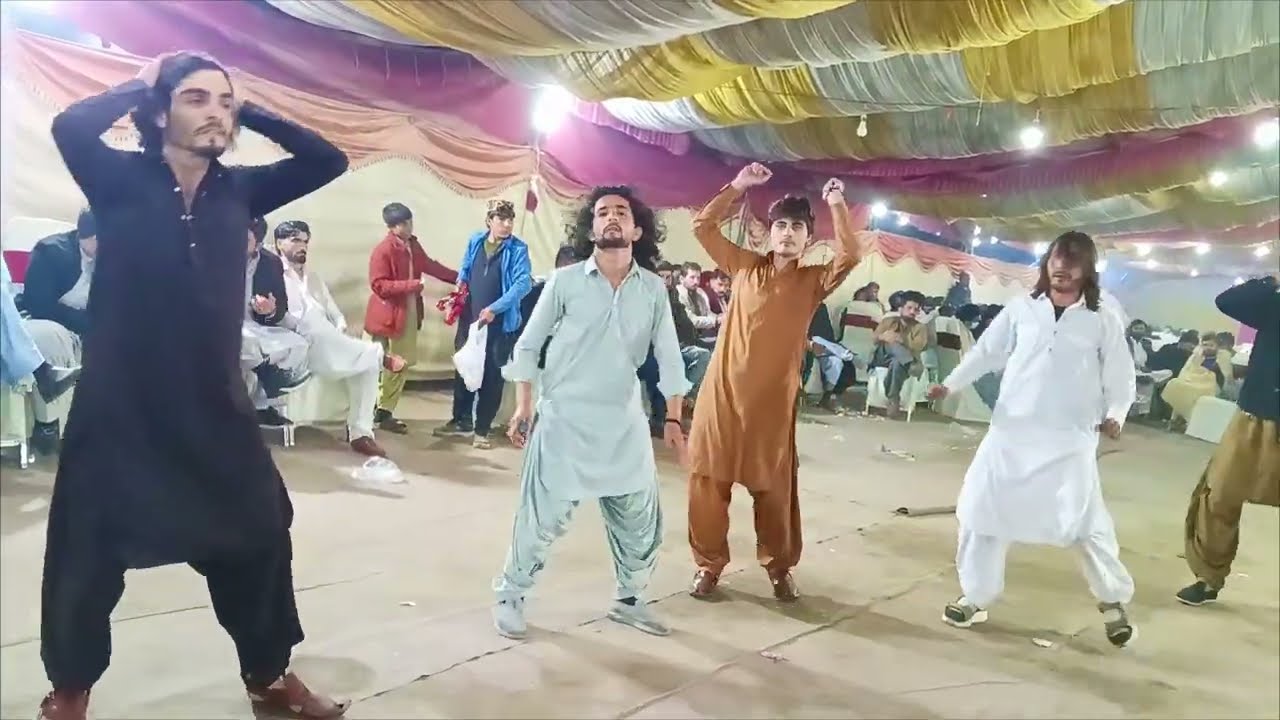 Singer atta Khan Pashto song tan tana vatan di Khan program