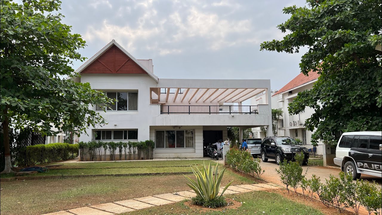 935 Sq.yds Duplex villa for sale in gated community Hyderabad Gandipet Kokapet