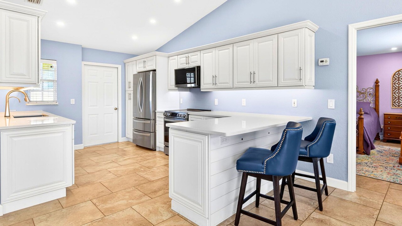 510 SW 26th Ter, Cape Coral, FL (ℍ𝕆𝕄𝔼 𝕋𝕆𝕌ℝ)